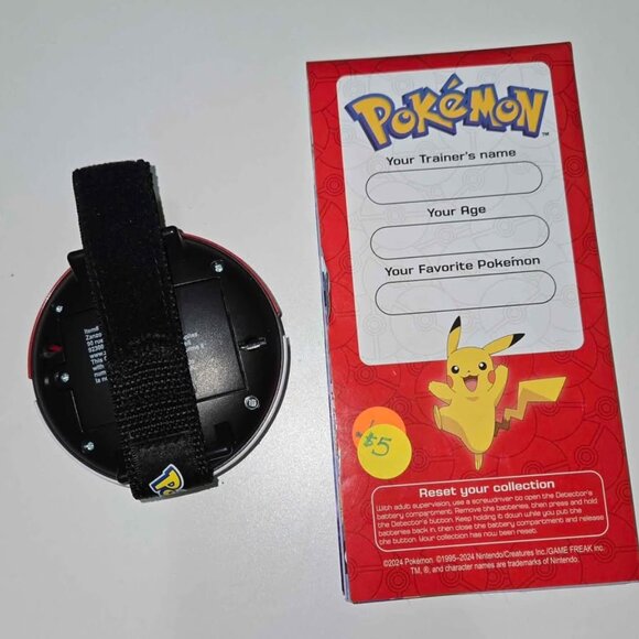 Pokemon Ultra Pro Trainer Mission Toy with Map - Picture 2 of 4